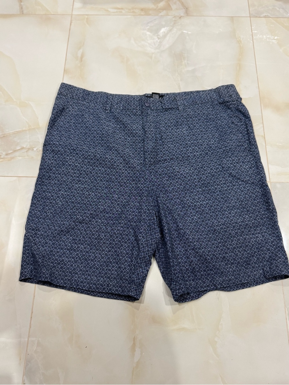 Apt. 9 Navy Micro-Pattern Flat Front Shorts